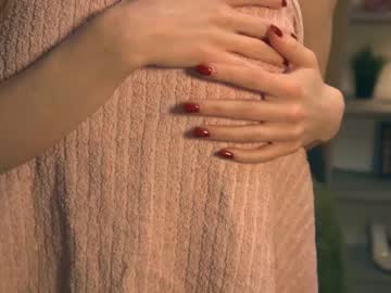 webcam girl lolly_bella_ today image #904019