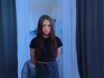 webcam girl katiebossom today image #4030596