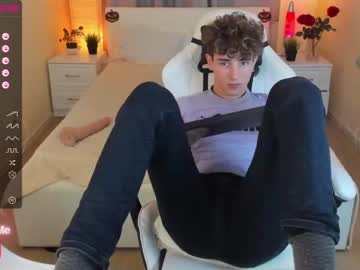 webcam man james_mil today image #2969600