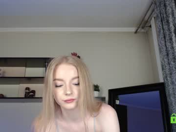 webcam girl adrykilly today image #1271293