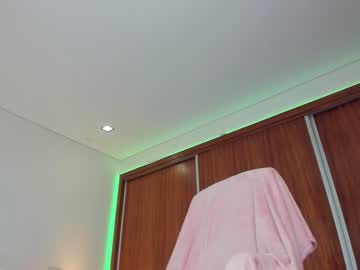 webcam girl angel_danm_milf today image #2914647