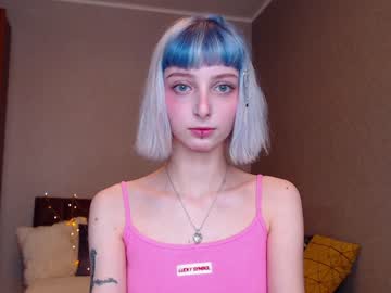 webcam girl lit1le_kitty_ today image #832089