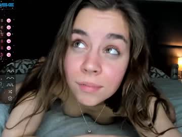 webcam girl monika_youthfull today image #3298287