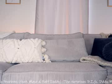 webcam girl x_lily_x today image #1969274
