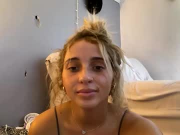 webcam girl macyxaldy today image #4074606