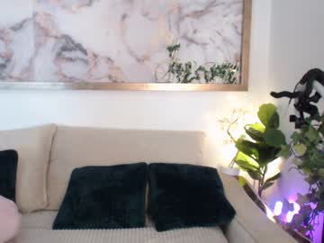 webcam girl marrylouanne today image #1813709