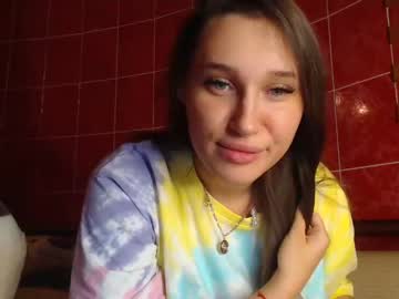 webcam girl highlemonsss today image #1079693
