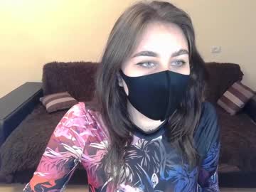 webcam girl cutiecarmen_ today image #1719967
