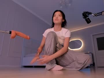 webcam girl aerri_lee today image #3181836