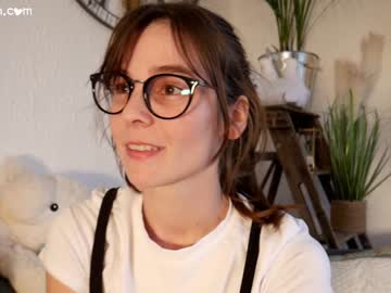 webcam girl _meg today image #3145880