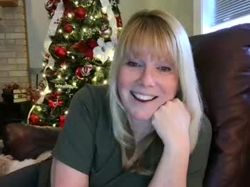 webcam girl daniluvs2 today image #3397277