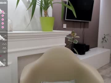 webcam girl small_blondee today image #2107990