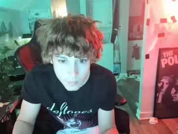 webcam man bashful4200 today image #3171096