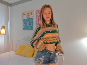 webcam girl conniesperry today image #3616922