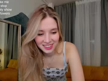 webcam girl milablush today image #3633617