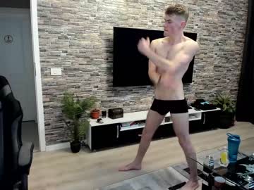 webcam man mr_blonde98 today image #3929199