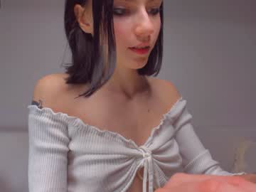 webcam girl gabbi_i today image #2407610
