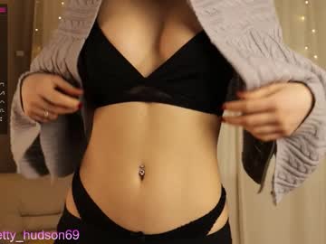 webcam girl bettyhudson today image #1083450