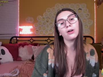 webcam girl daydreamur_gurl today image #601427
