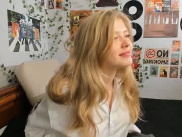 webcam girl albertadunnuck today image #4054627