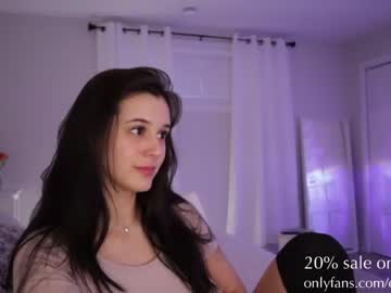 webcam girl onlyems23 today image #3925627