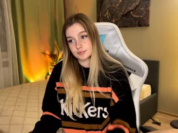 webcam girl cute_siberian_girl today image #3074907
