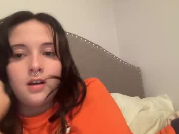 webcam girl rebeccaryder333 today image #3308937