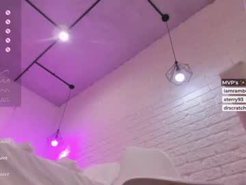 webcam girl luna_luuvz today image #248968