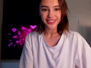 webcam girl angella_kleee today image #2749217