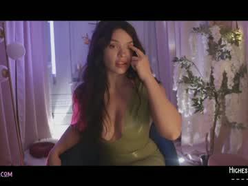 webcam girl lucieoude_ today image #75802