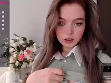 webcam girl small_blondee today image #1773739