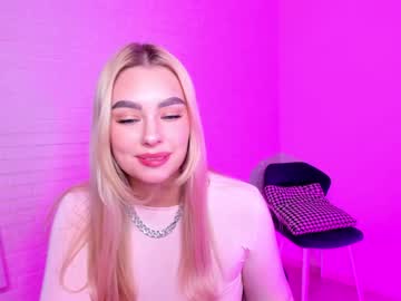 webcam girl 8a8y_nura today image #1127742