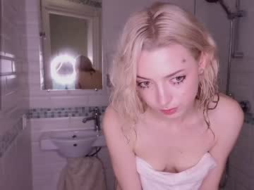 webcam girl angelora_ today image #3981811