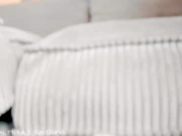 webcam girl x_lily_x today image #2373552