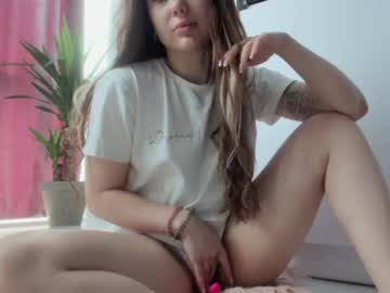 webcam girl meryfoxxx today image #2047550