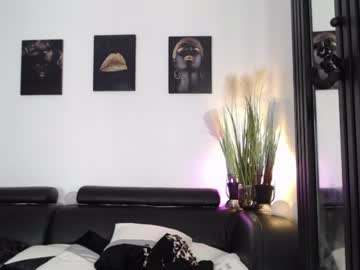webcam girl marrylouanne today image #2754503