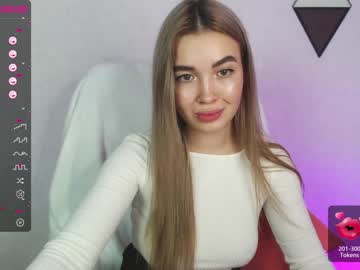 webcam girl yourvirusqueen_ today image #2160002