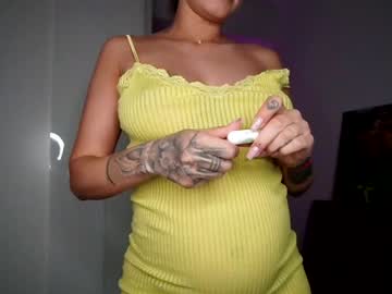 webcam girl laurabae_ today image #1718983
