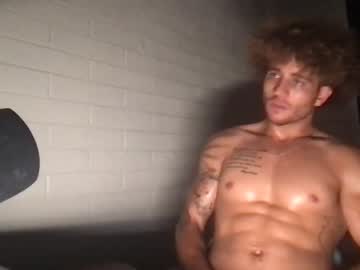 webcam man dantelicious94 today image #120646