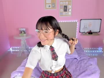 webcam girl little_effy18 today image #2224458