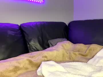 webcam couple cooki3sncr3ampi3s today image #3013577