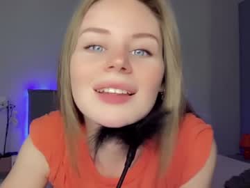 webcam girl 01lu today image #1100554