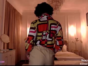 webcam girl lucieoude_ today image #371308