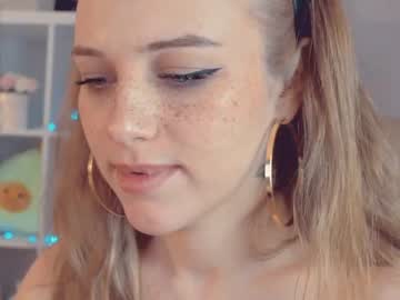 webcam girl mia_milagros today image #1276787
