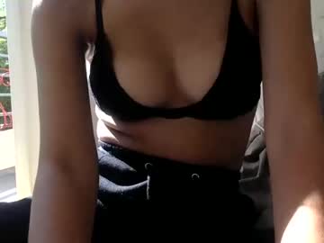 webcam girl sassysalecia0521 today image #347732