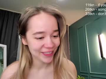 webcam girl kristycoy today image #3700104