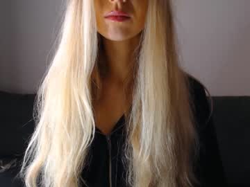 webcam girl pervyblonde today image #1214294