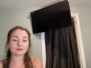 webcam girl naughtymiss222 today image #2210367