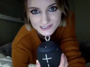 webcam girl evangeline_xx today image #12135