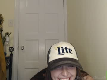 webcam girl _heytheredelilah today image #3390937